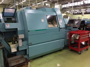 CNC精密自動旋盤